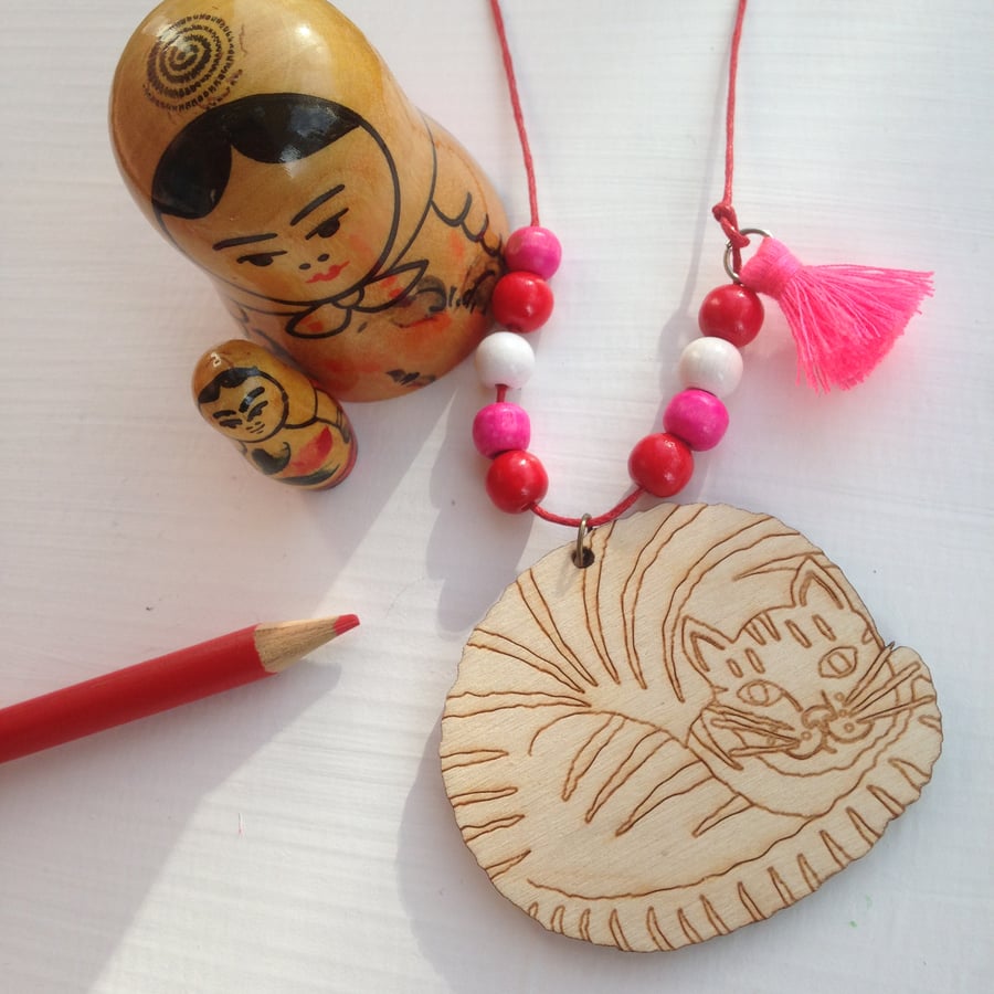 Image of 'Cat nap' DIY Cat necklace