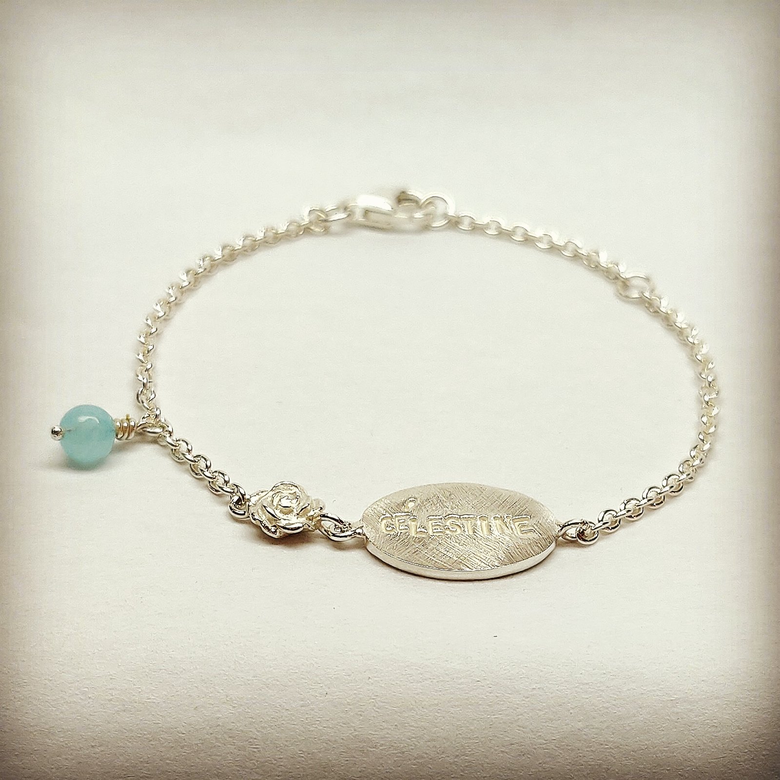 Bracelet with name tag / emenel goudsmeden