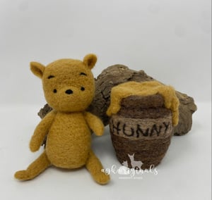 Image of Vintage Hunny bear 