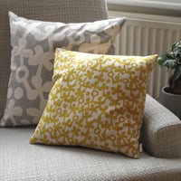 Image 3 of Clover Haze / Clover Cushion