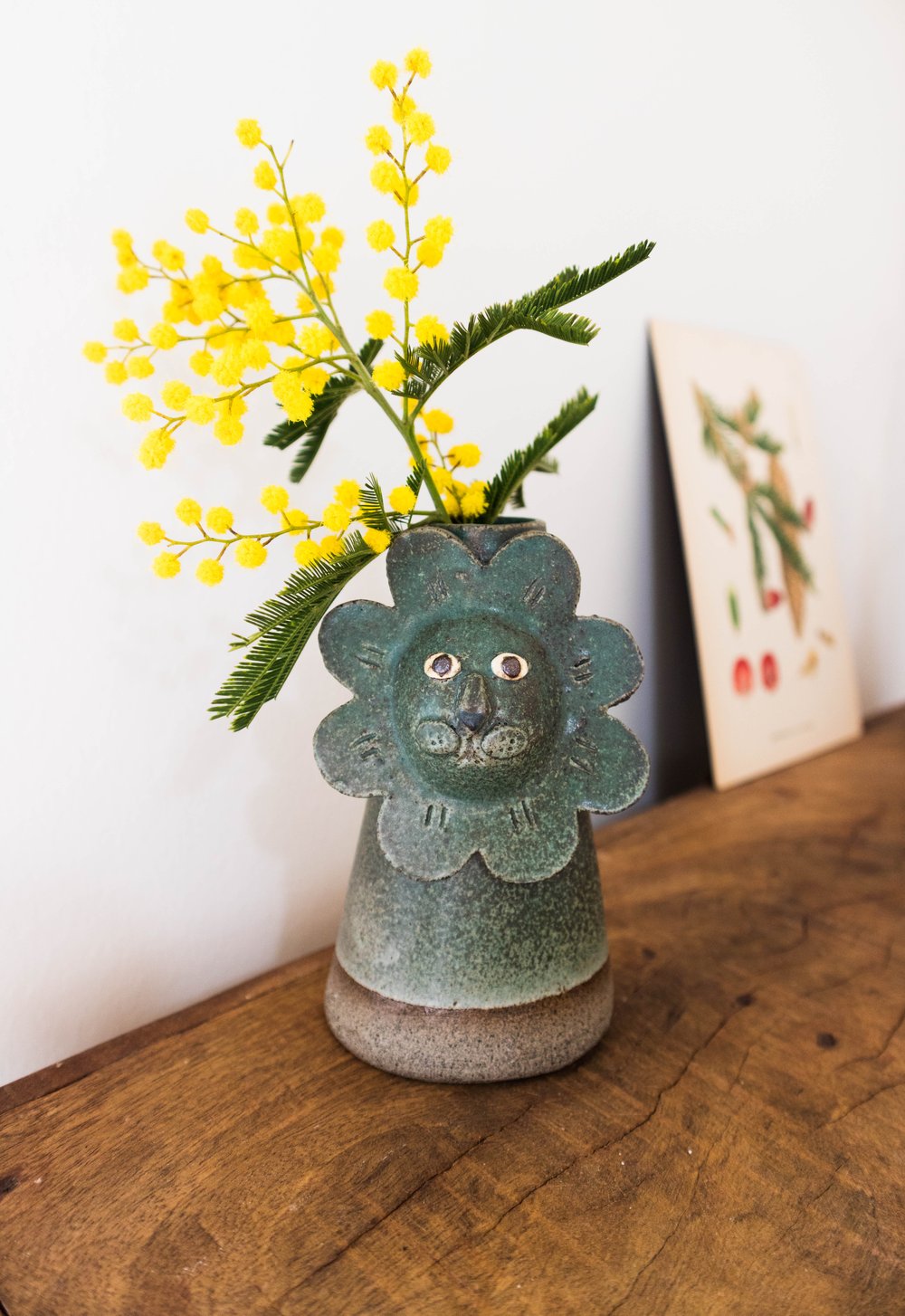 Image of Lion vase (LV2)