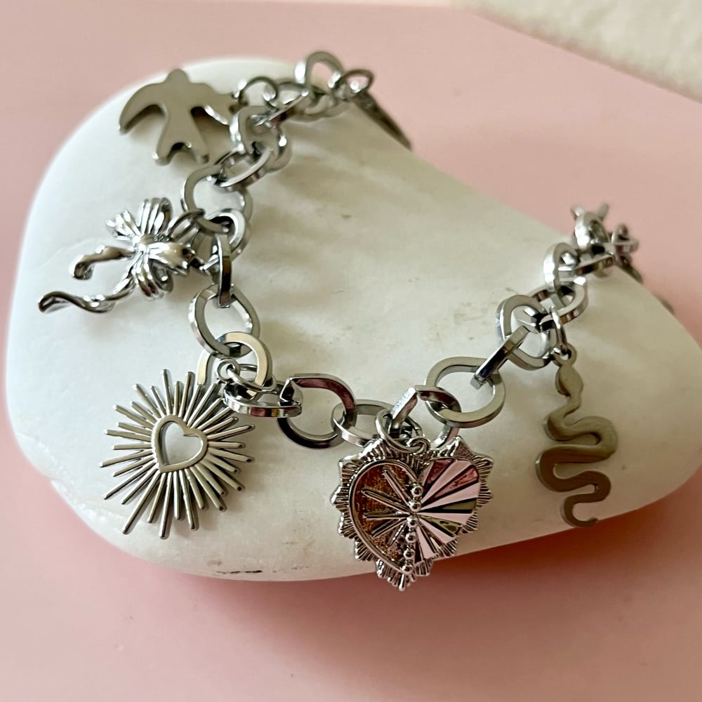 Image of Round Chain Charm Bracelet - One