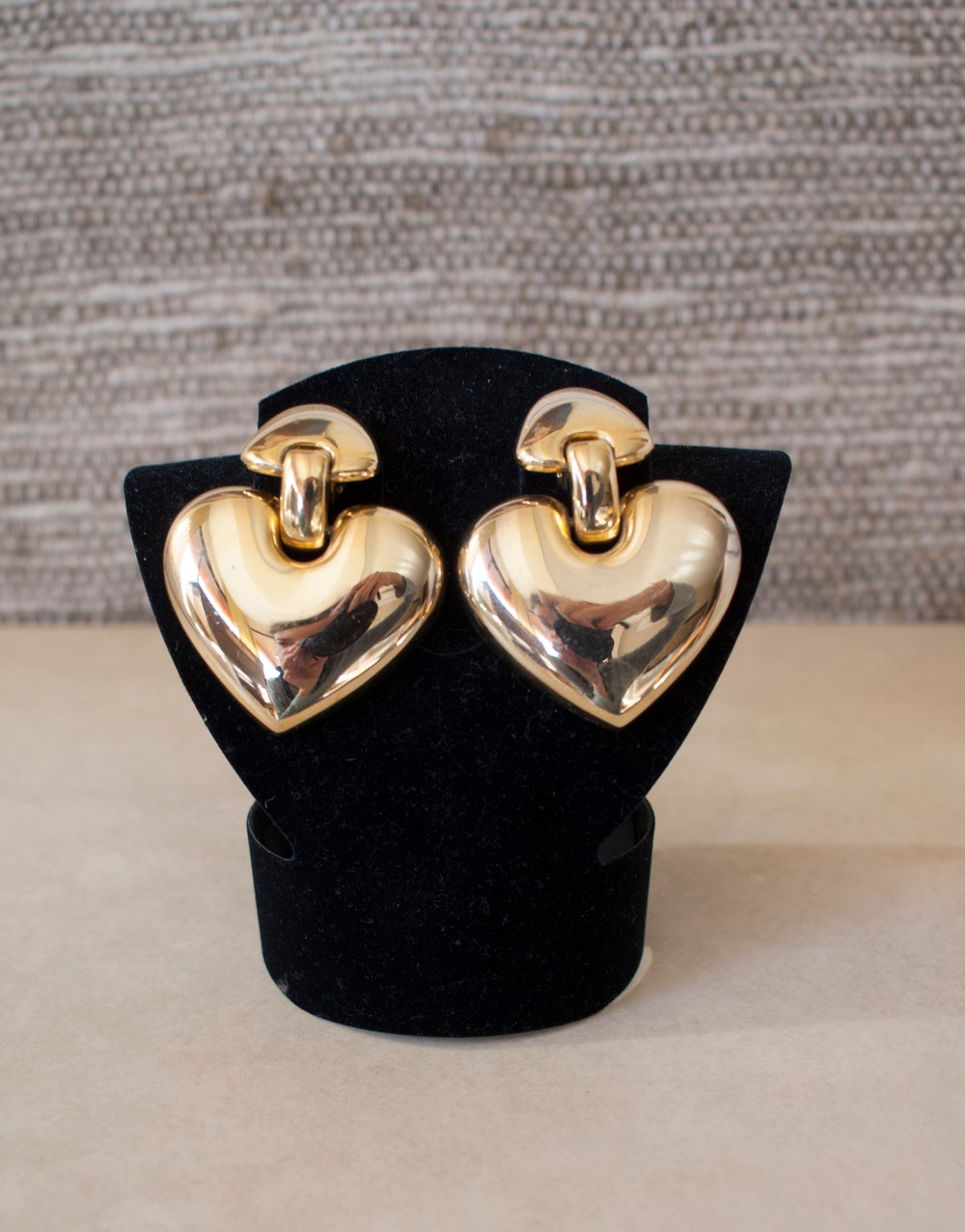 Image of Golden Vintage Heart Eargins