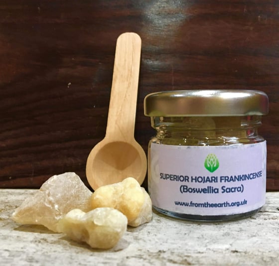Image of SUPERIOR HOJARI FRANKINCENSE 45g with listed benefits and personal message 