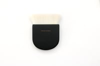 MUA LUXE ULTIMATE FOUNDATION BRUSH