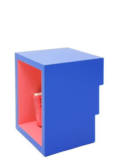 Image of F - Buchstabenhocker / letter stool