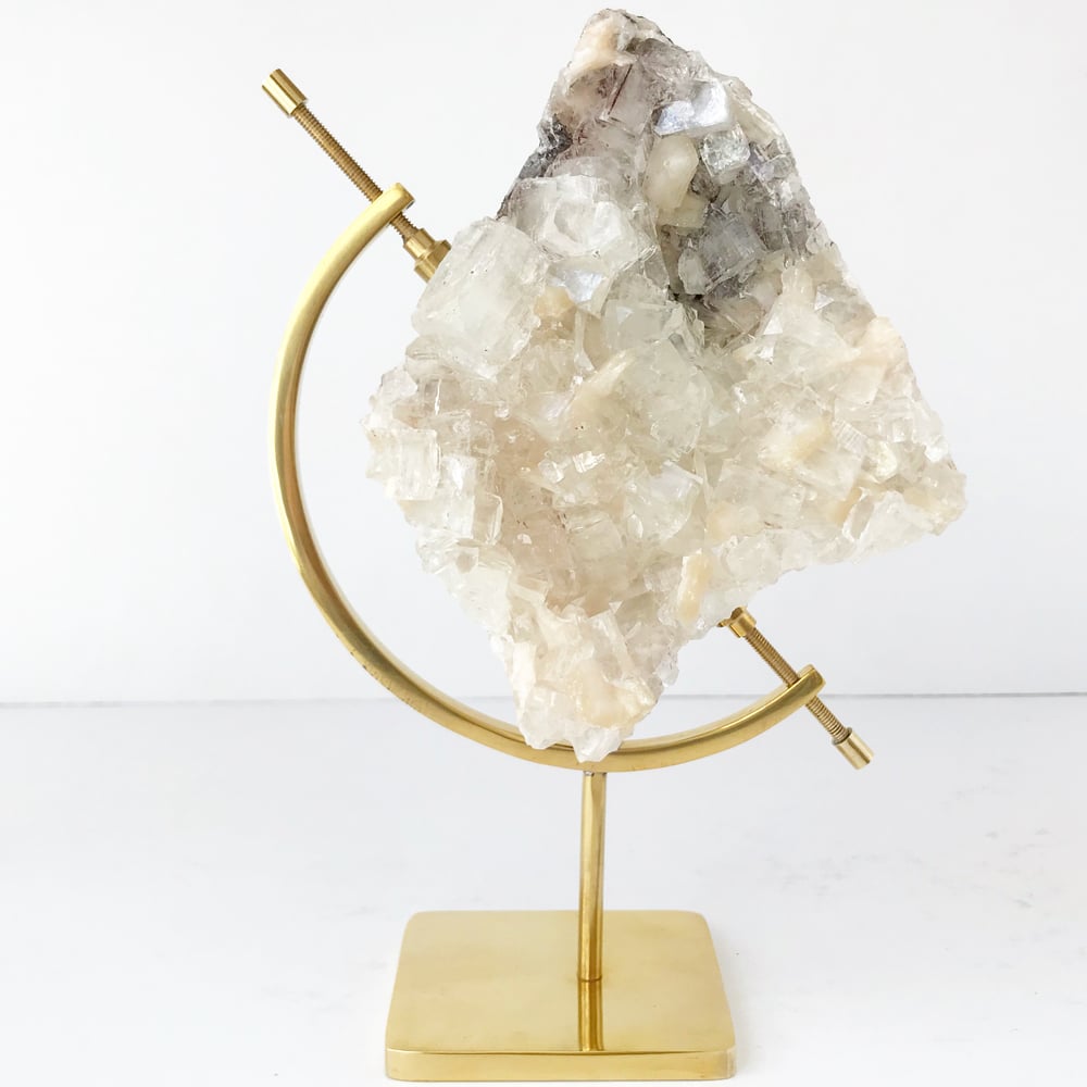 Image of Apophyllite/Stilbite no.05 Pisces Collection Brass Pairing