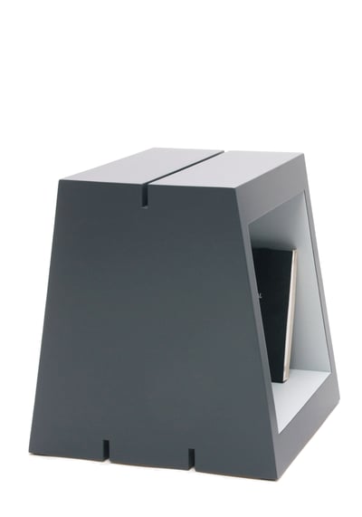 Image of M - Buchstabenhocker / letter stool