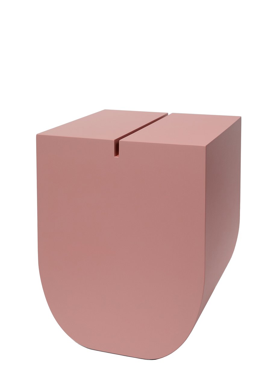 Image of U - Buchstabenhocker / letter stool