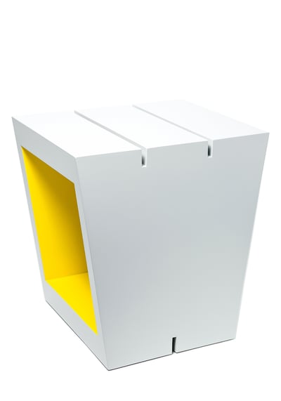Image of W - Buchstabenhocker / letter stool