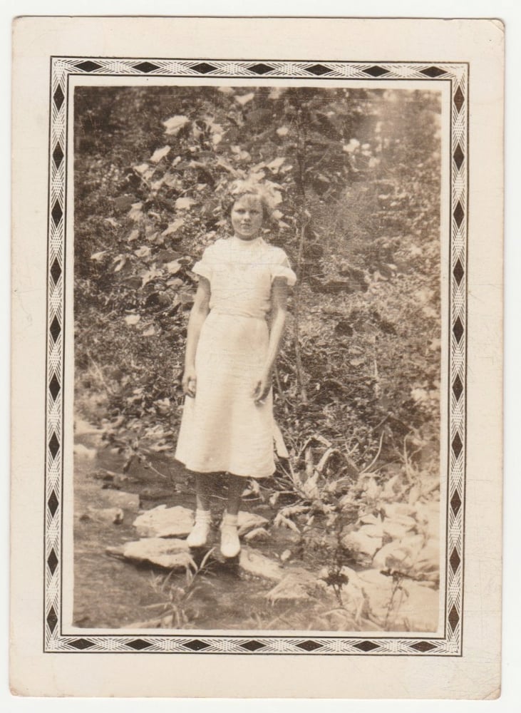 Image of Mike Disfarmer: portrait of a girl made at The Meyer Studio, Heber Springs, 1935