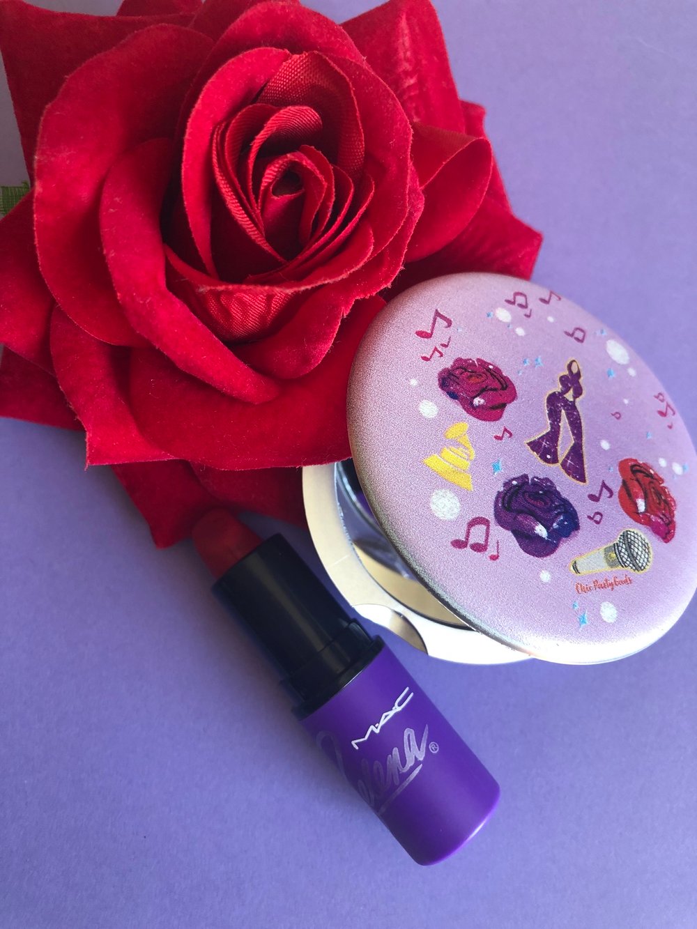 Image of Queen Compact Mirror-✨New✨Lavender Color