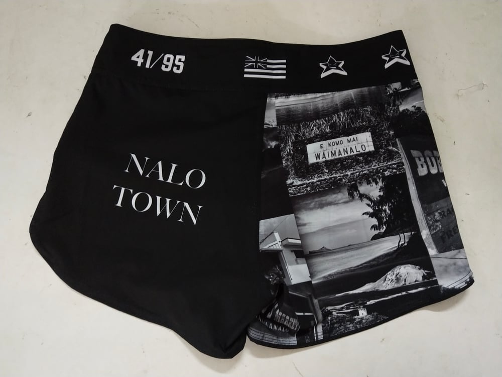 Image of Womens nalo town boardshorts