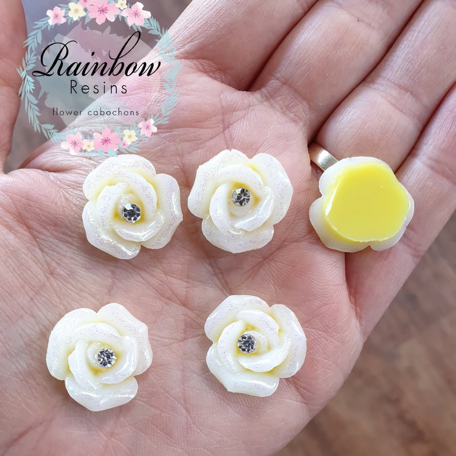 Image of Pale yellow diamante glittery roses x 10