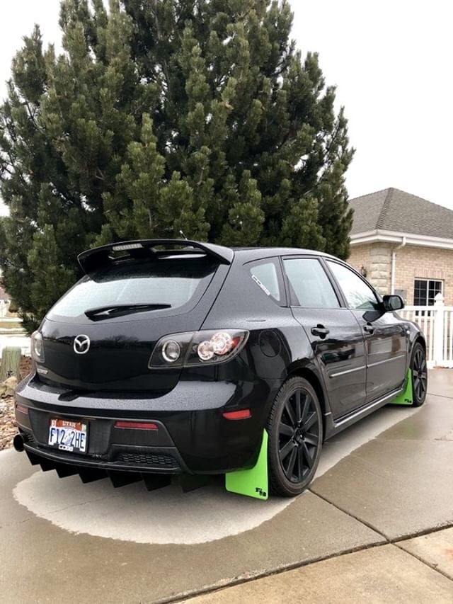 Image of V1 MAZDA ANGLED FIN DIFFUSER (Gen 1)