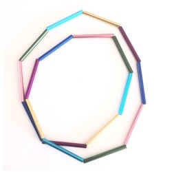 Image of Collaret geomètric colors. Collar geomètrico colores