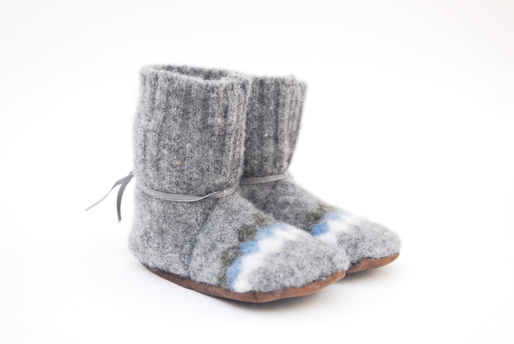 Toddler sales slipper boots