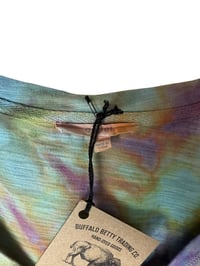 Image 3 of ♻️ UPCYCLED Free Size Knit Oversized Top in Summer Spiral Ice Dye