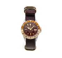 Image 2 of N°8 Horween Shell Cordovan NATO Strap - Russian Grain #8