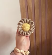 Image 3 of Flower Car Vent Clip