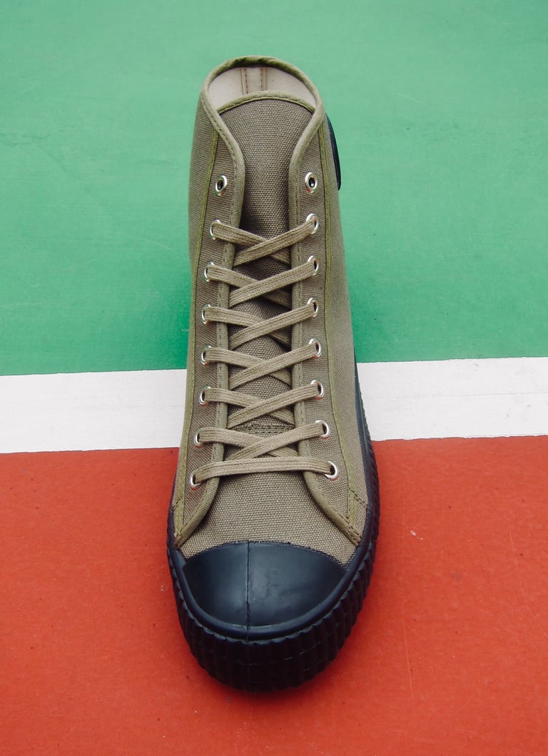 ZDA Czech army trainer hi top sneaker shoes made in Slovakia Image 3