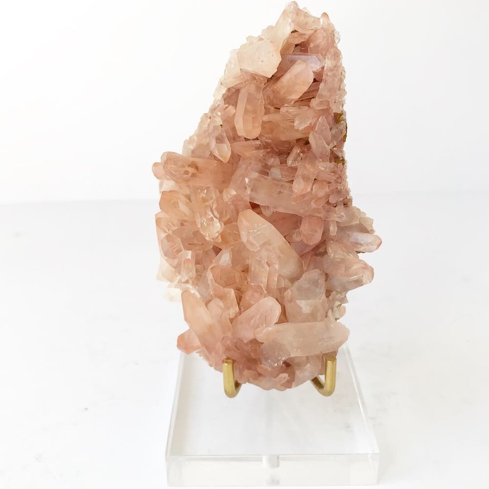 Image of Pink Quartz no.03 Pink Dreams Collection Lucite Pairing