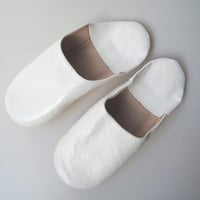 Image 3 of WHITE LEATHER BABOUCHE