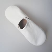 Image 4 of WHITE LEATHER BABOUCHE