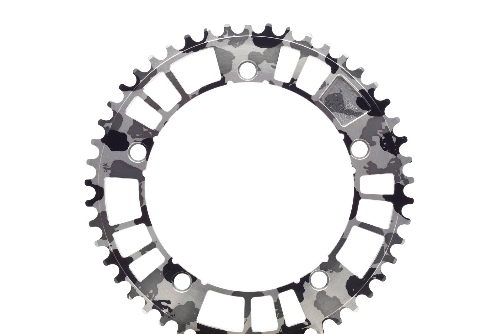 144#47/49/51/53/55 B&W Camo Track Chainring (144BCD//47/49/51/53-Tooth)
