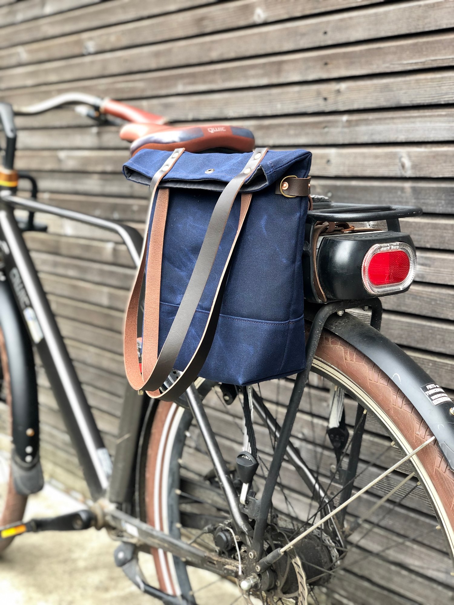 Image of Waxed canvas folded bicycle bag / tote bag / bike accessories
