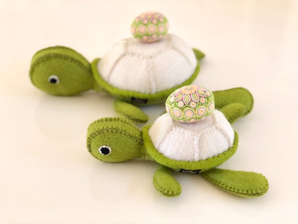 Image of Felt Turtles with Easter Egg Gift Set
