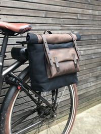 Image 3 of Saddle bag in waxed canvas leather Motorbike bag Motorcycle bag Bicycle bag in waxed canvas and leat