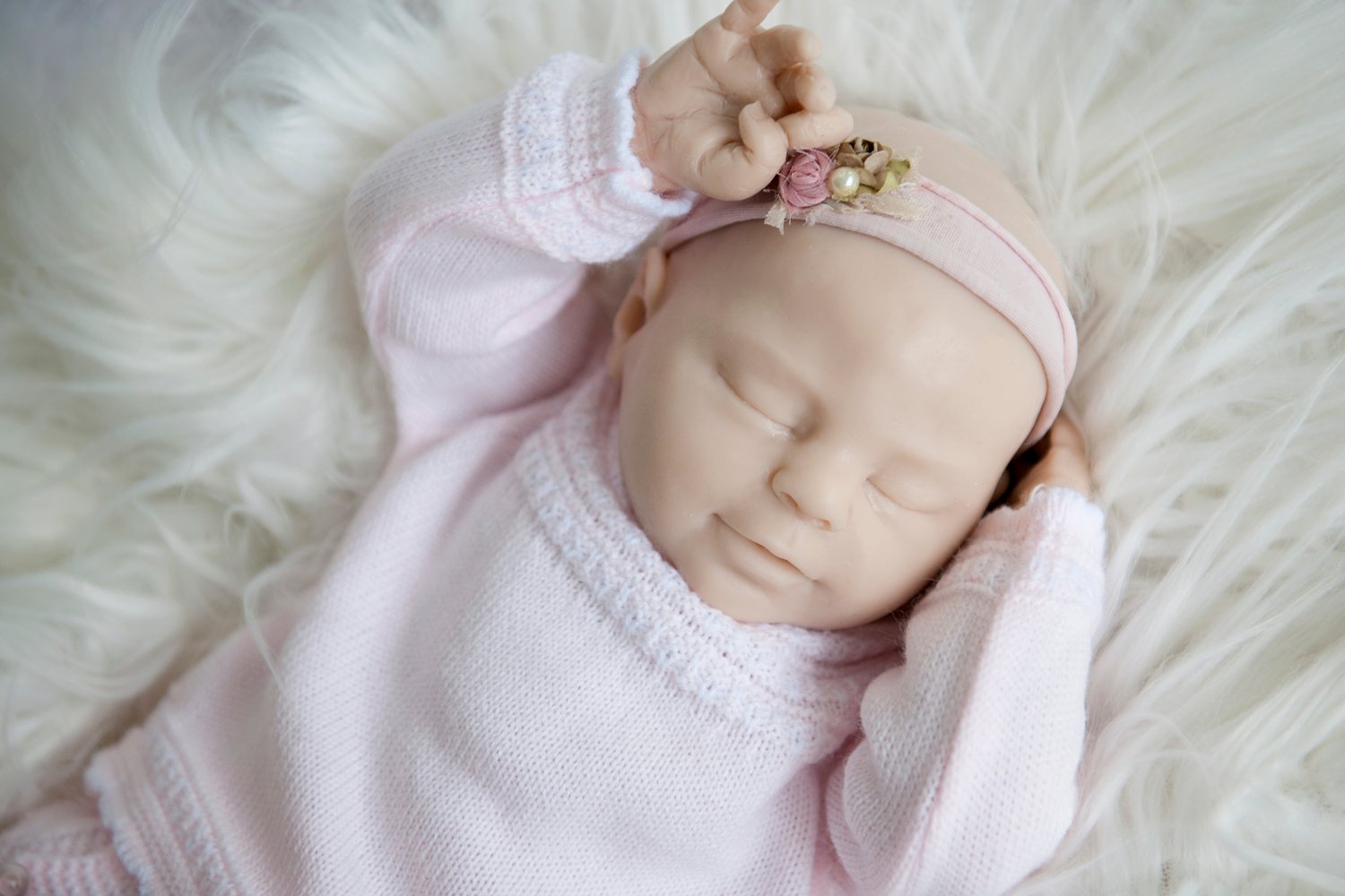 Image of Lida 18 Inches