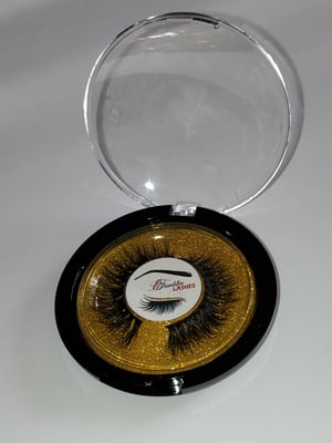 Image of RF "CLASSY LADY" Lashes