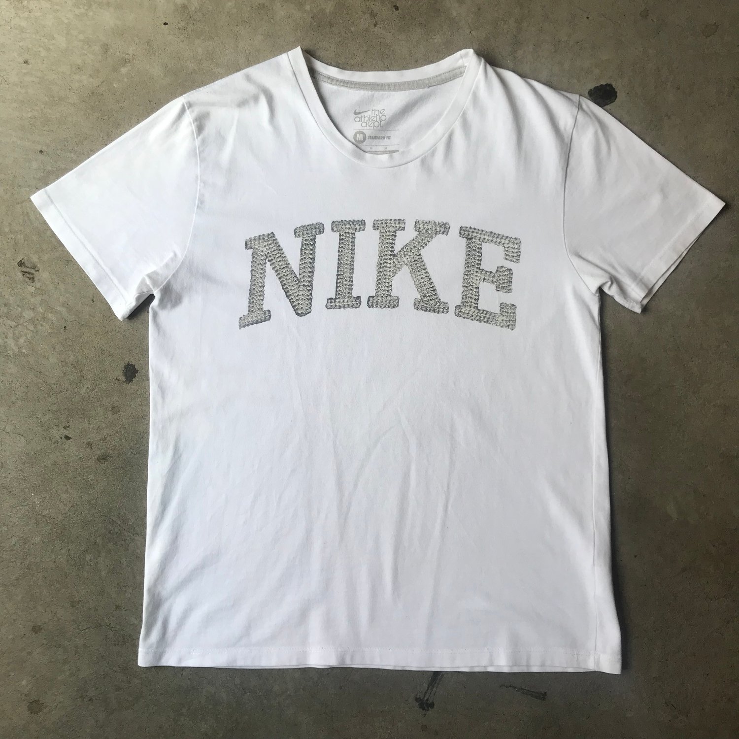 Image of NIKE White T-Shirt