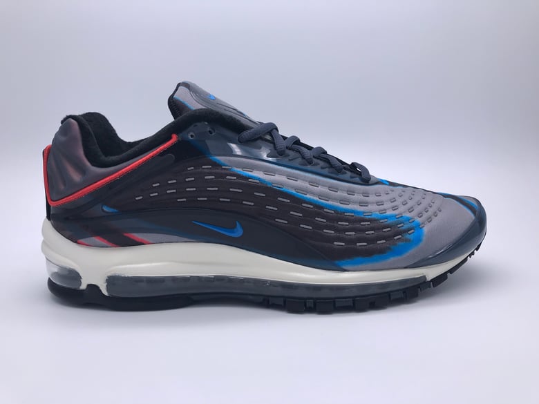 Image of NIKE AIR MAX DELUXE