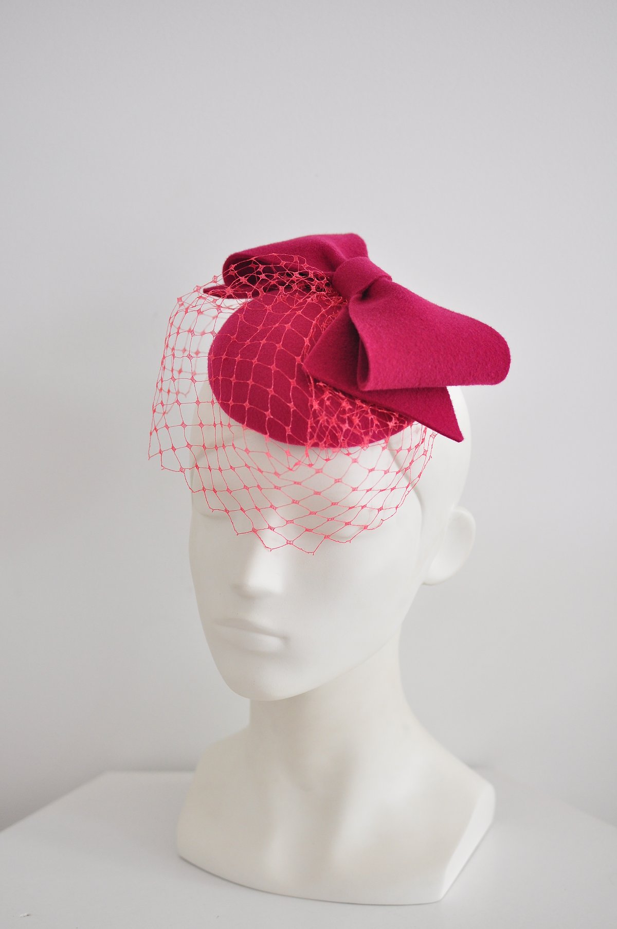 Image of petite beret with folded bow