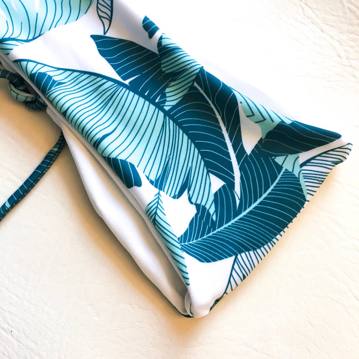 Image of VICKY BANDEAU : BLUEWATER PALM x WHITE