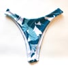 HIGH TIDE THONG : BLUEWATER PALM X WHITE