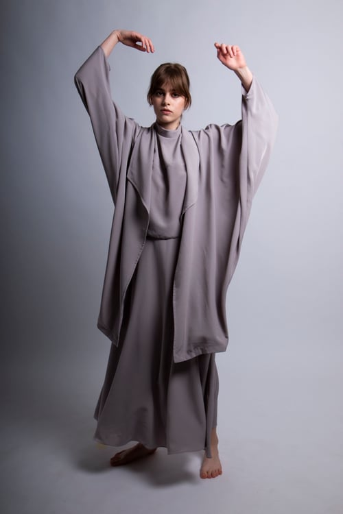 Image of Grey Pelerin