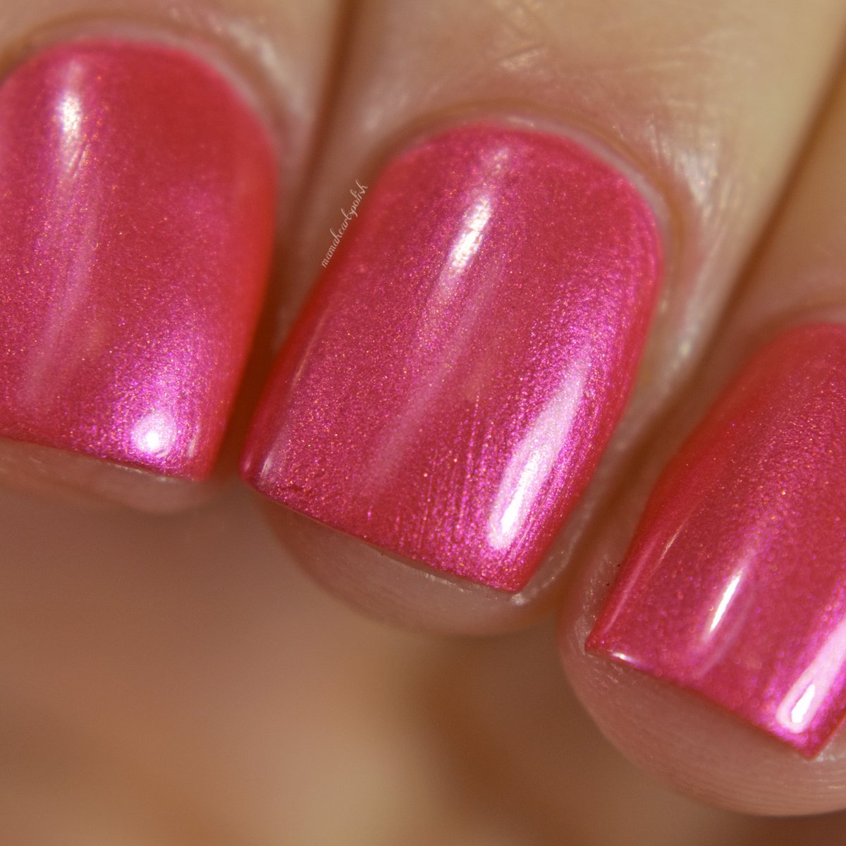 38104 Raspberry Pink Nail Polish