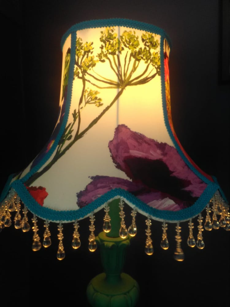 Traditional scalloped edge Lampshade Designers Guild ...