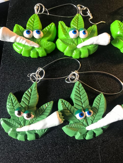 Image of Stoner Leaf dude Earrings 