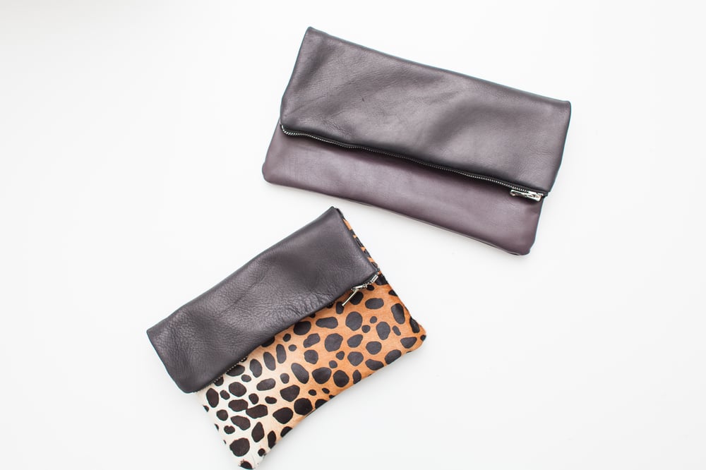 Image of IN PERSON or VIRTUAL Fold Over Zip Clutch Zoom Class: Supplies Included