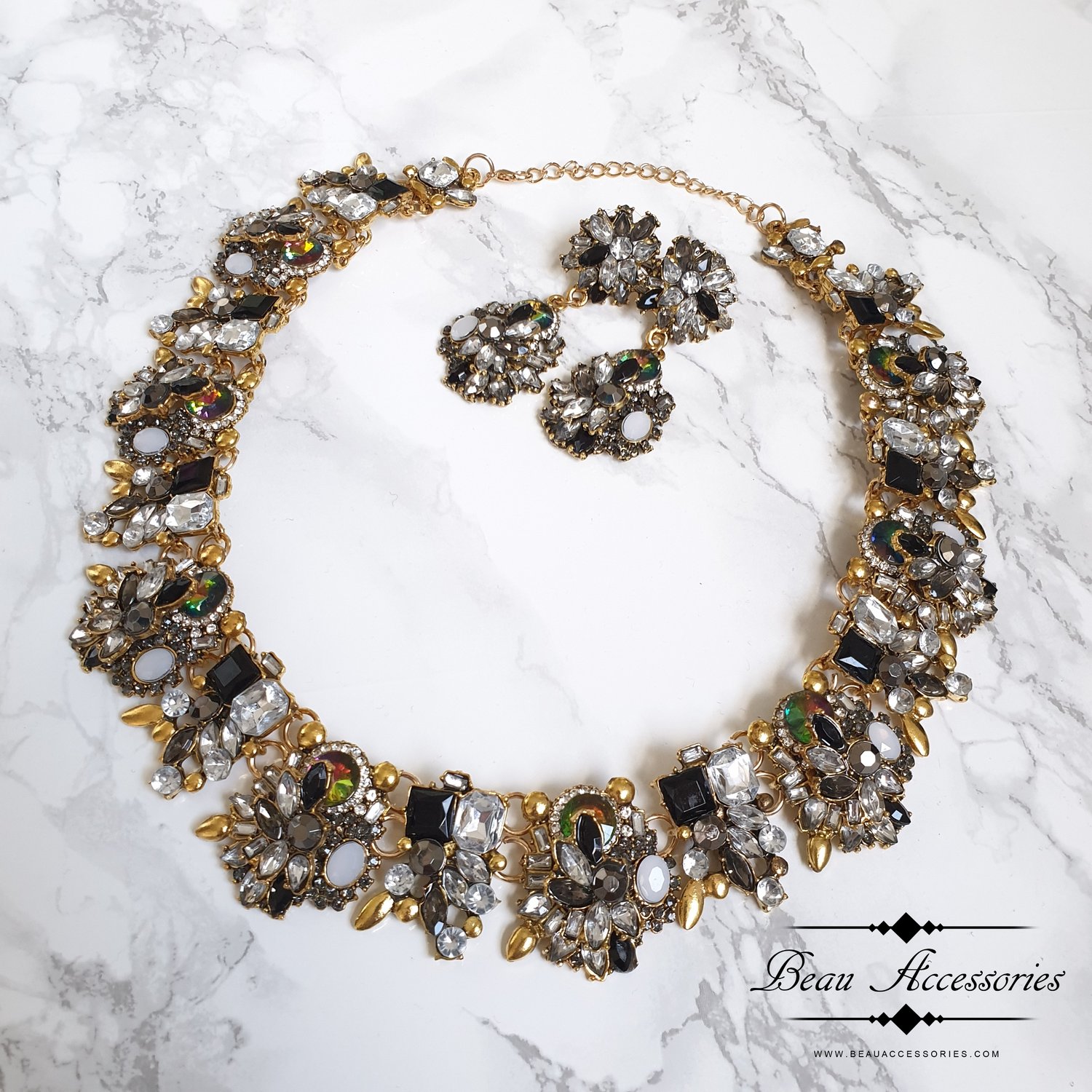 Image of Black Velencia Necklace and Earrings Set