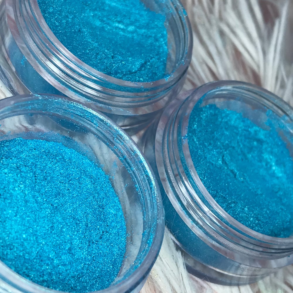 Image of TGLITZ FAIRY DUST 🧚🏿‍♂️ - MOONSTONE