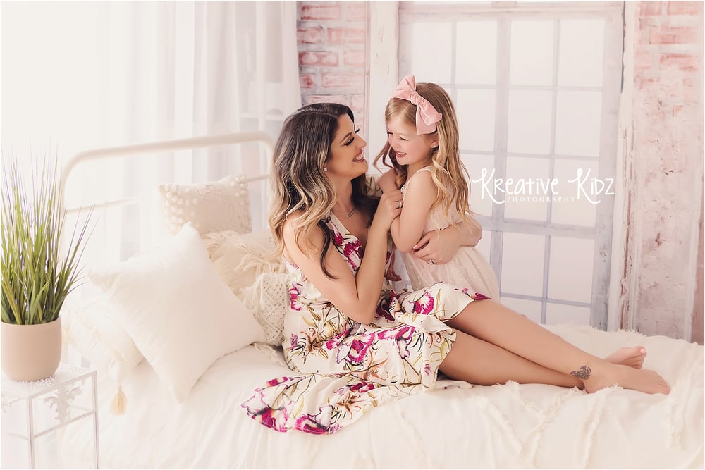 Image of Mommy & Me Mini Sessions