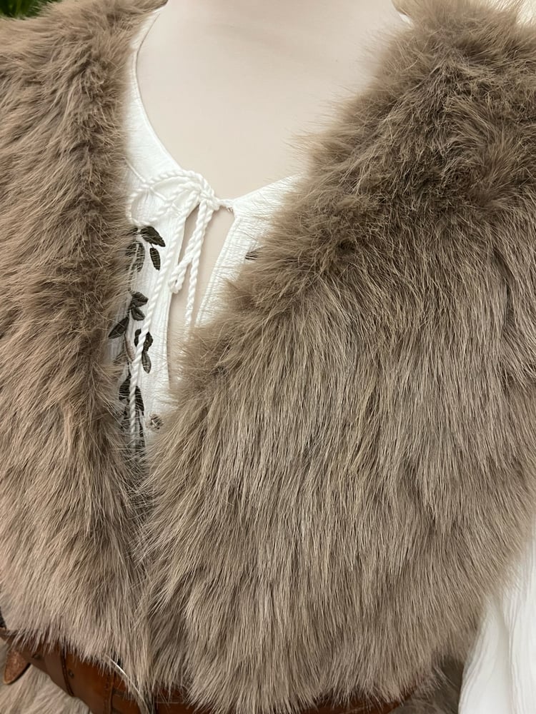 Image of Veste en fourrure synthétique poils longs Taupe T.U. 