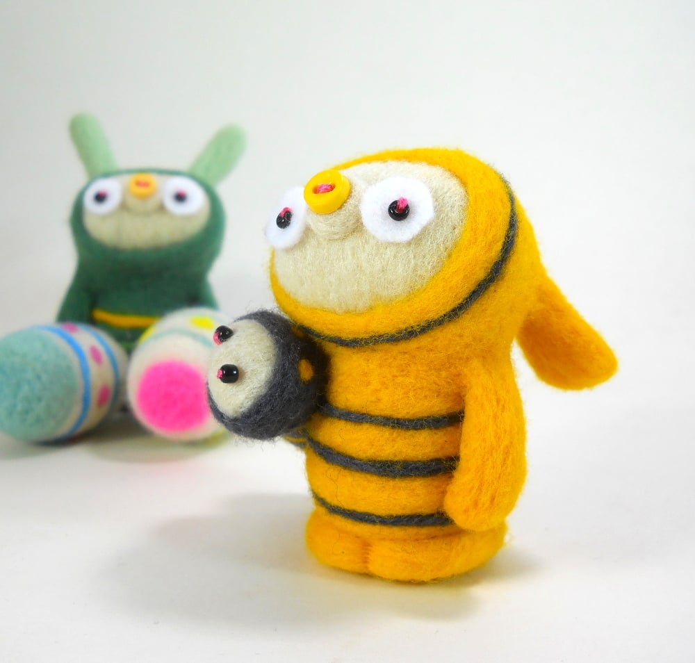 Image of Beezlebob and Little BeeBee