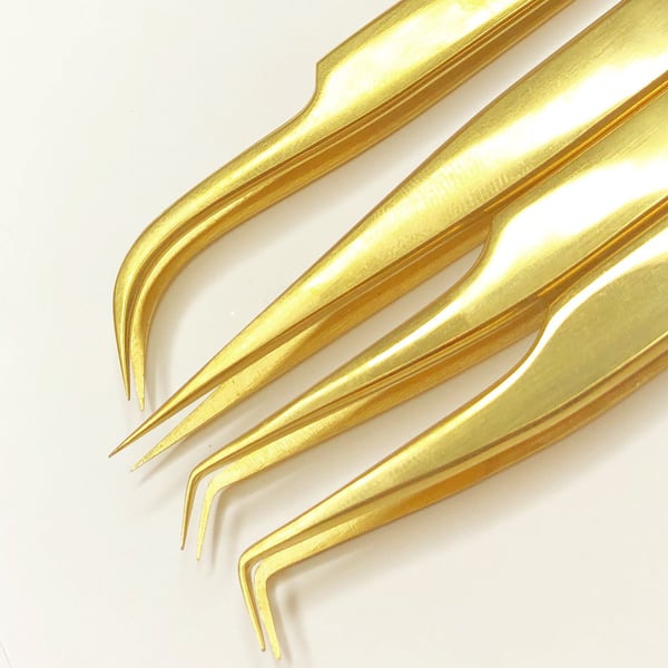 Image of Gold Plated Lash Tweezers 